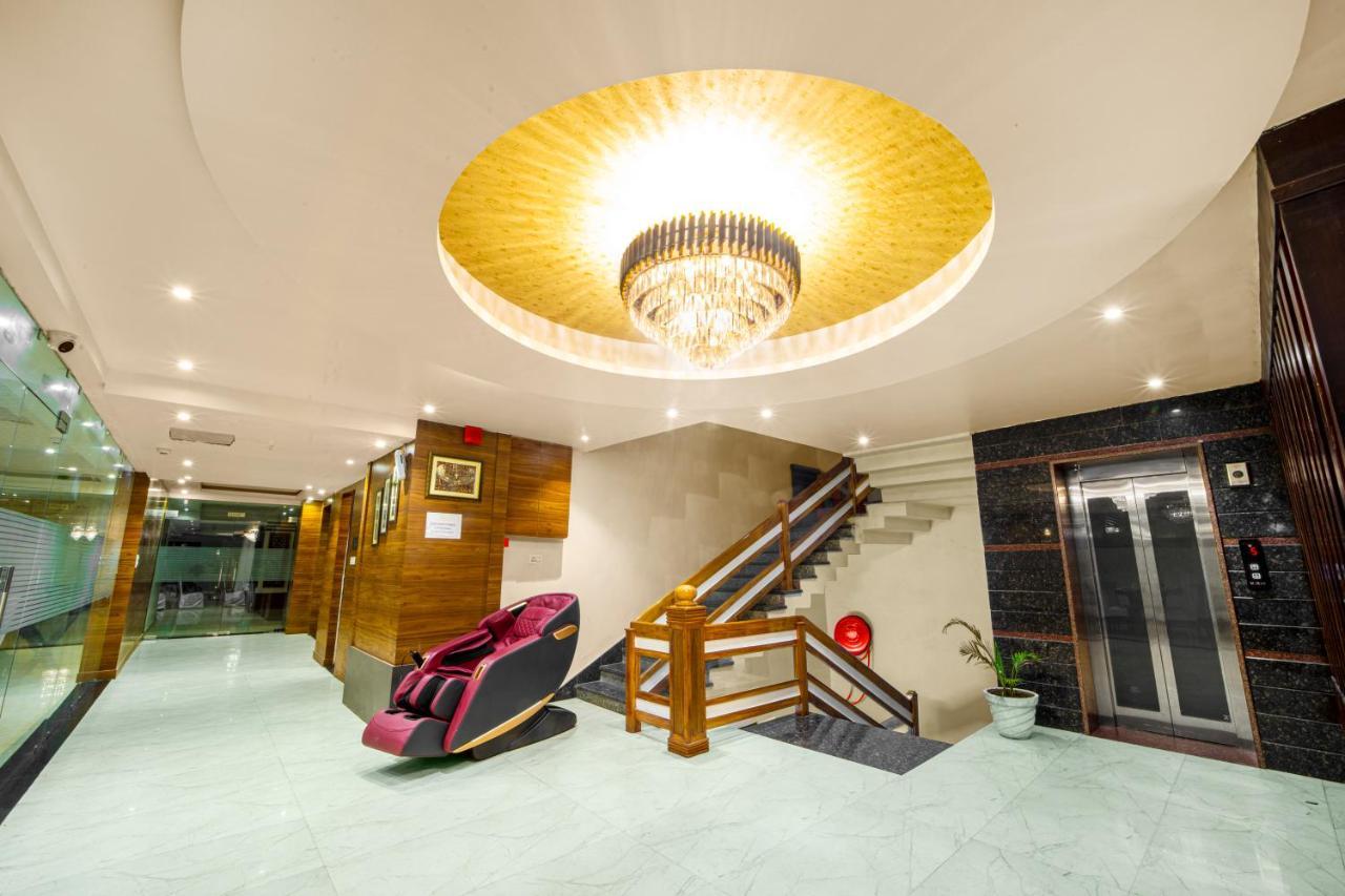 Hotel Divine Lakshmi Ganga Risikés Kültér fotó
