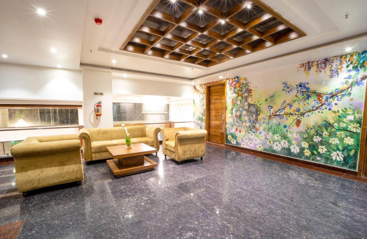 Hotel Divine Lakshmi Ganga Risikés Kültér fotó